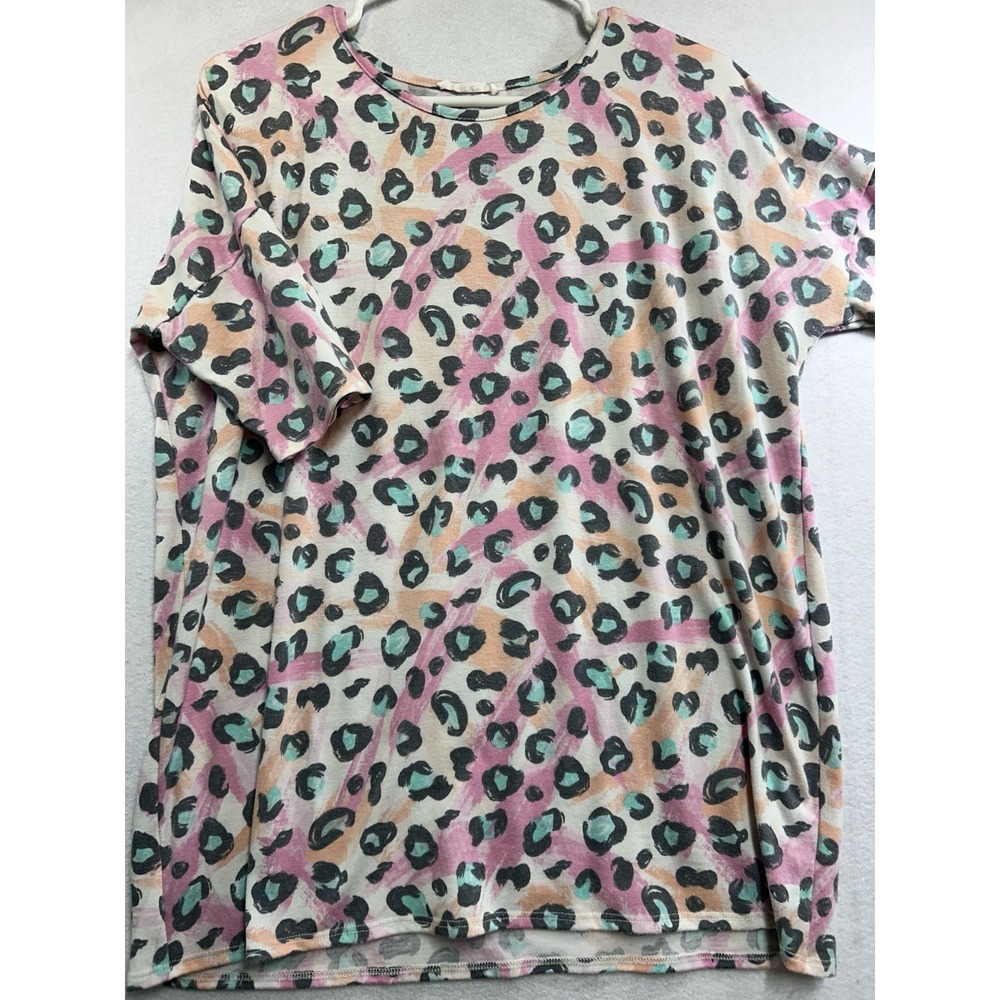 BOMBOM Women's  M Pink Animal Print Knit Round Neck Short Sleeve T-Shirt
